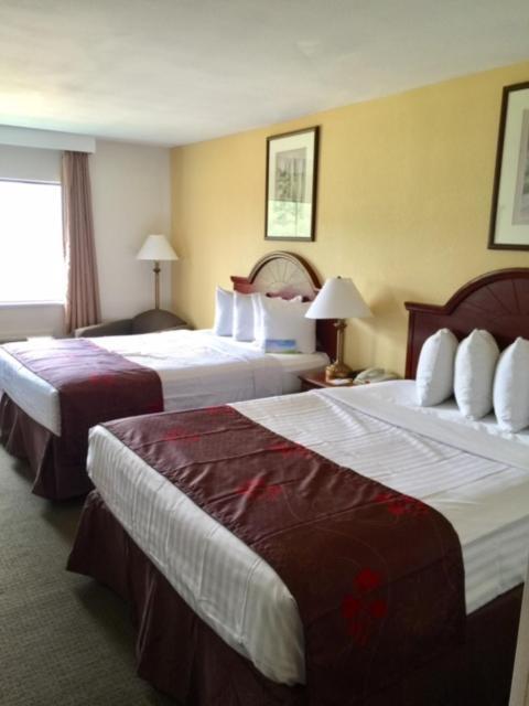 Days Inn & Suites By Wyndham Laurel Near Fort Meade Zewnętrze zdjęcie