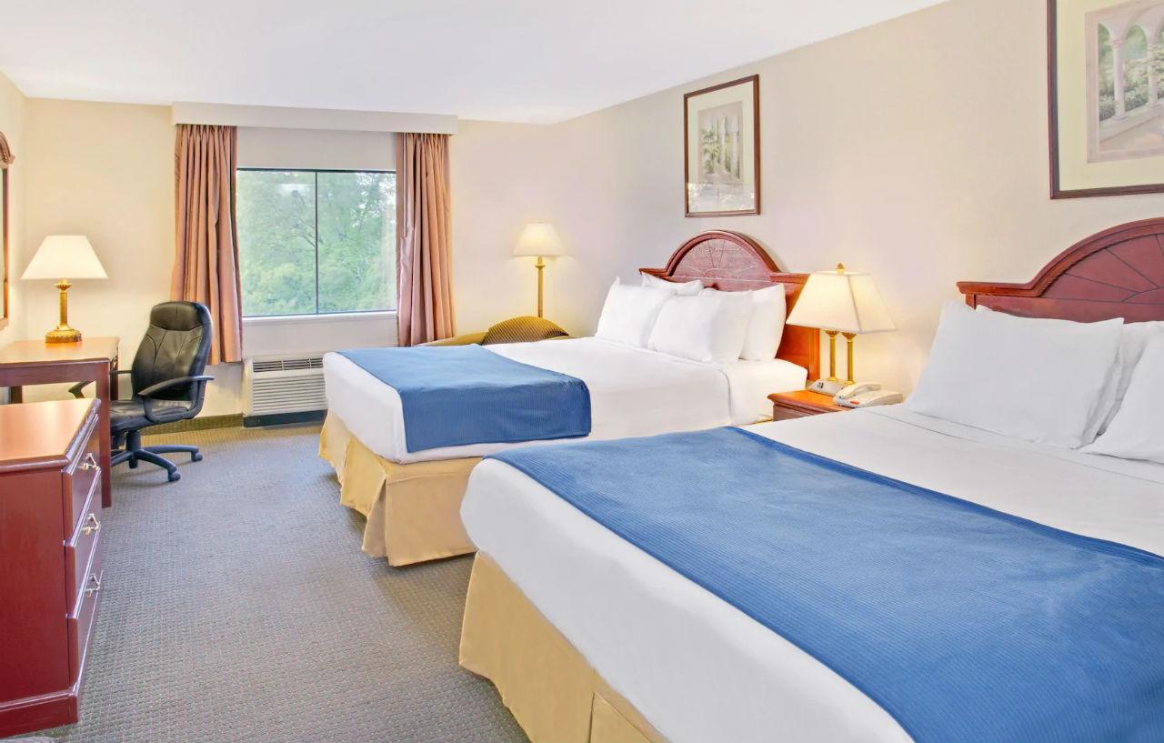 Days Inn & Suites By Wyndham Laurel Near Fort Meade Zewnętrze zdjęcie